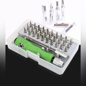 32 Piece Magnetic Screwdriver Set with Bits